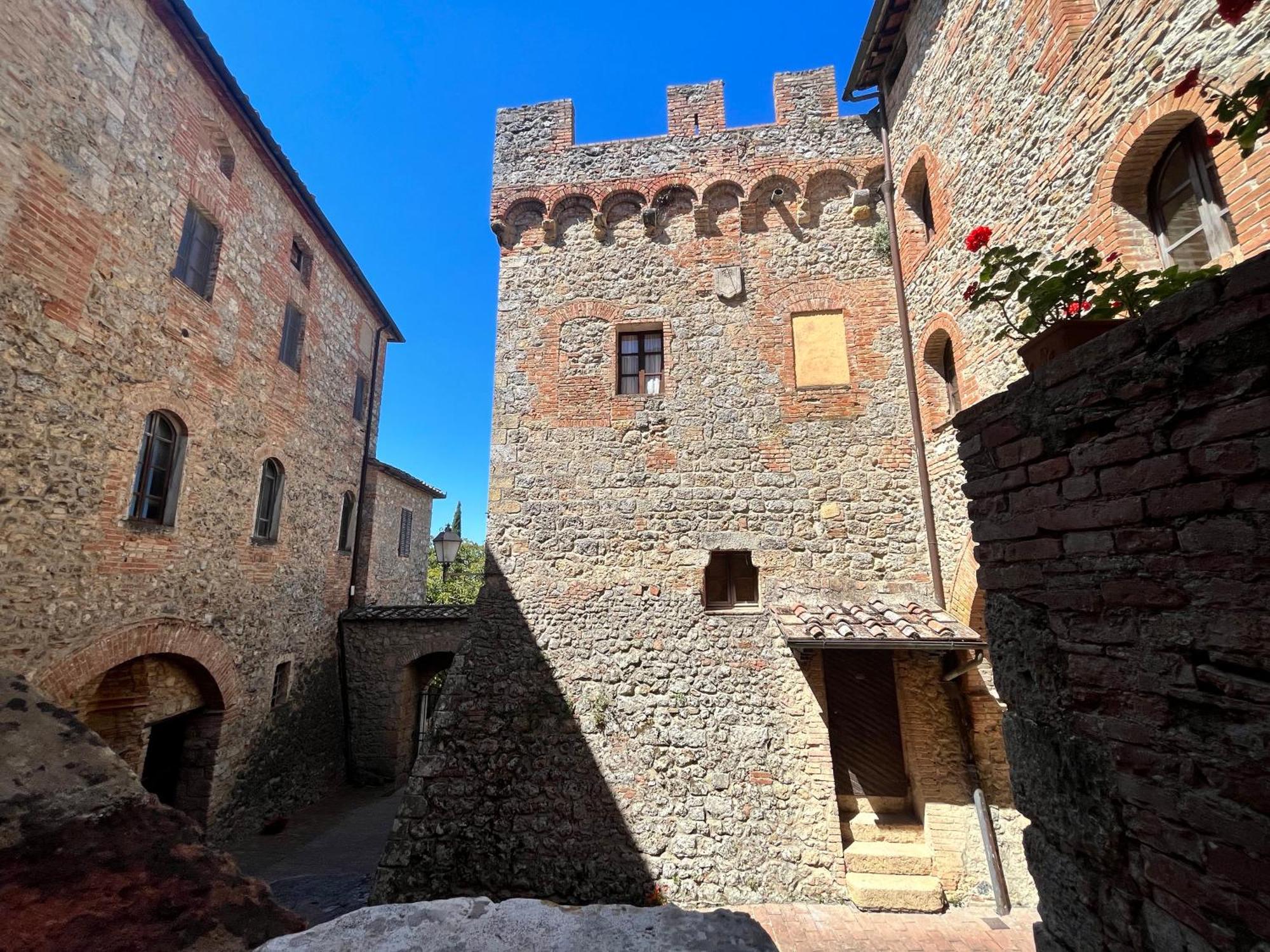 Вилла Castel Pietraio Монтериджиони Экстерьер фото